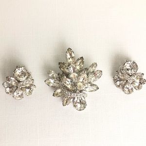 Vintage Eisenberg Brooch And Earrings